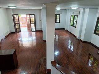 Casa en venta de 4 habitaciones en Mueang Samut Prakan, Samut Prakan