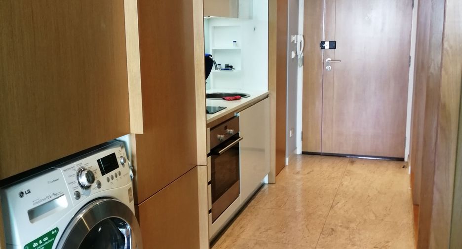 Condo en venta de 1 habitaciones en Yan Nawa, Bangkok