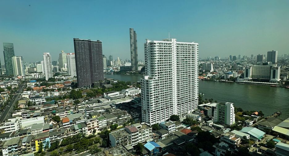 For sale and for rent 3 bedrooms condo in Bang Kho Laem, Bangkok