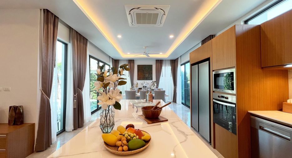 For rent 3 bedrooms villa in Thalang, Phuket