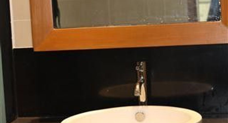 For rent 1 bed condo in Sathon, Bangkok