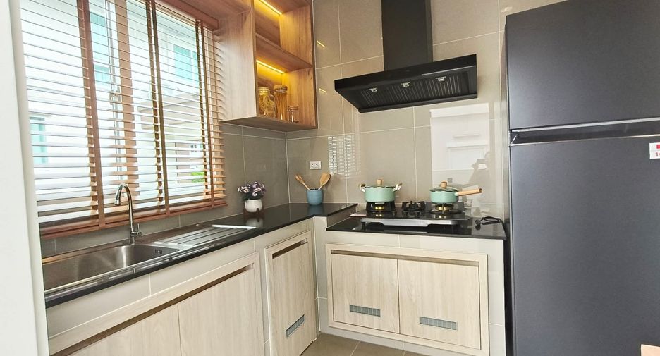 For rent 4 ベッドルーム house in Mueang Phuket, Phuket