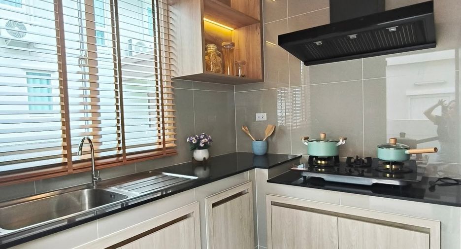 For rent 4 ベッドルーム house in Mueang Phuket, Phuket