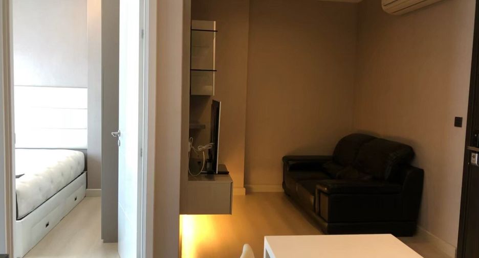 For sale 2 bedrooms condo in Phaya Thai, Bangkok