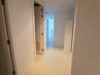 For rent 3 bedrooms condo in Pathum Wan, Bangkok