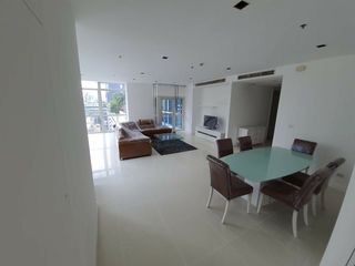 For rent 3 bedrooms condo in Pathum Wan, Bangkok