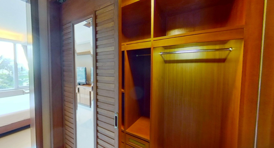 For sale 2 bedrooms condo in Pathum Wan, Bangkok