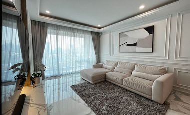 Condo en venta de 2 habitaciones en Yan Nawa, Bangkok