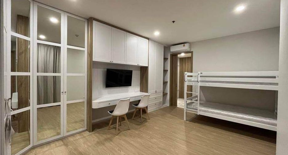 For sale 2 bedrooms condo in Yan Nawa, Bangkok