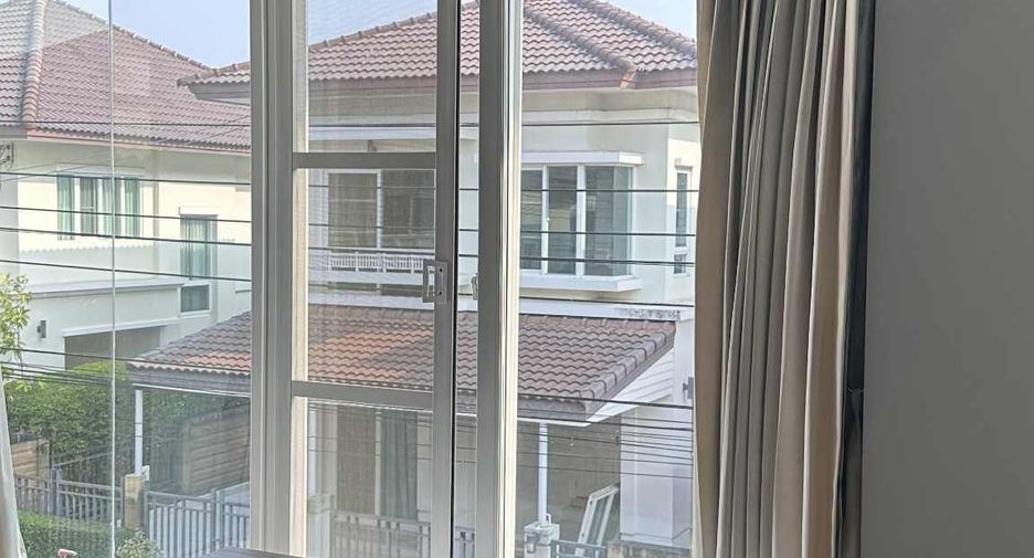 For rent 3 bedrooms house in Mueang Samut Prakan, Samut Prakan