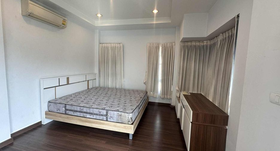 For rent 3 bedrooms house in Mueang Samut Prakan, Samut Prakan
