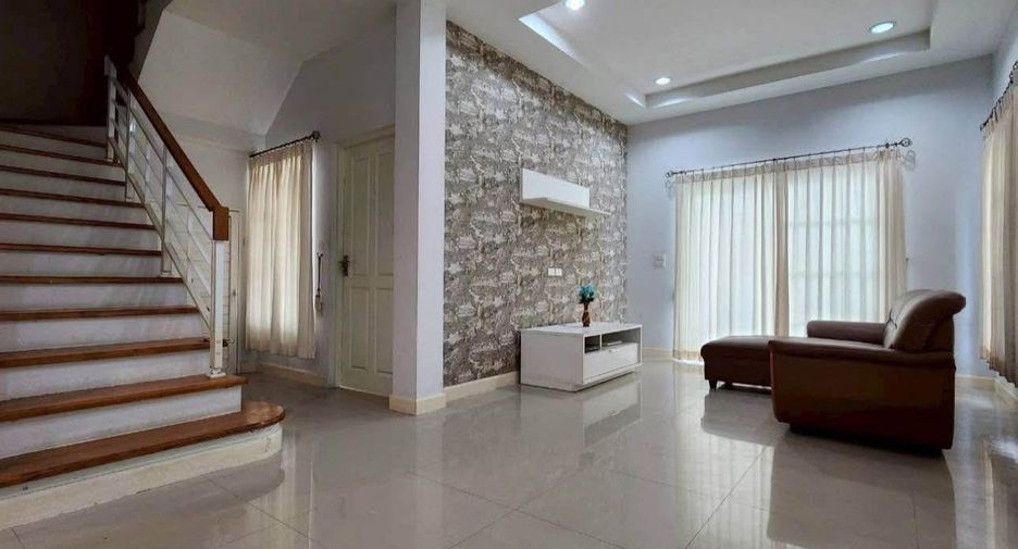 For rent 3 bedrooms house in Mueang Samut Prakan, Samut Prakan