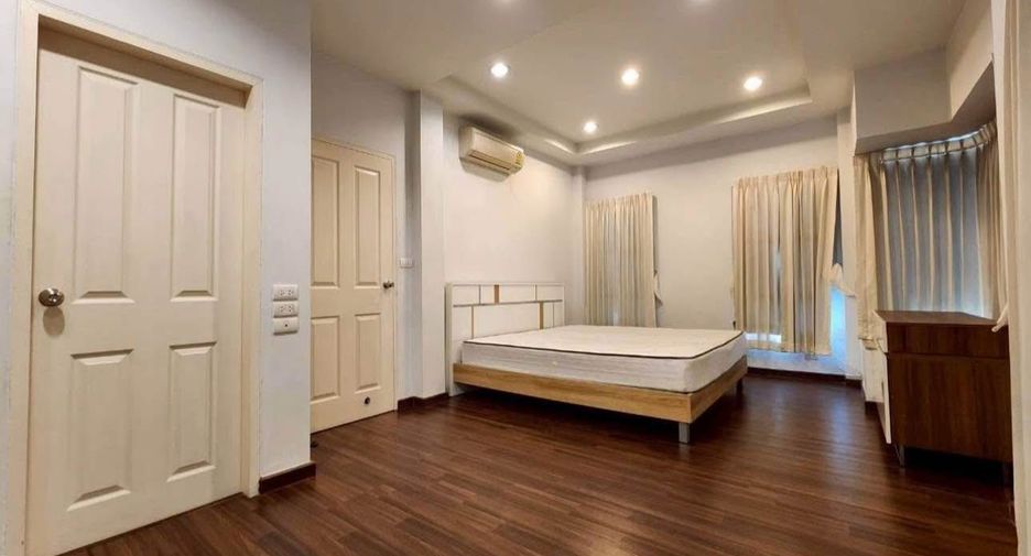 For rent 3 bedrooms house in Mueang Samut Prakan, Samut Prakan