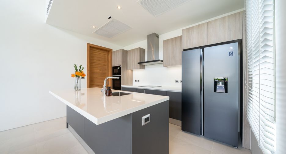 For sale 3 bedrooms villa in Thalang, Phuket