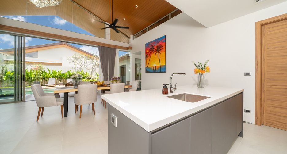 For sale 3 bedrooms villa in Thalang, Phuket