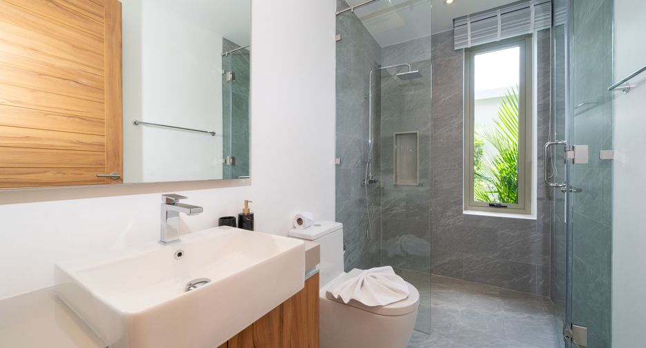 For sale 3 bedrooms villa in Thalang, Phuket