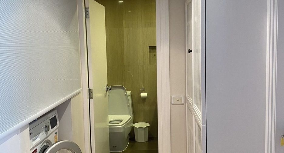 Wohnung zur Miete mit 2 Zimmer in Pathum Wan, Bangkok