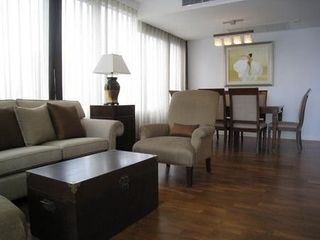 For rent 3 bedrooms condo in Khlong Toei, Bangkok