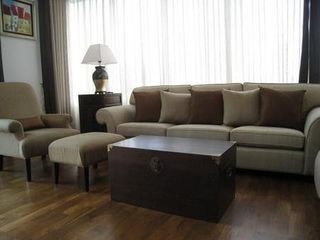 For rent 3 bedrooms condo in Khlong Toei, Bangkok