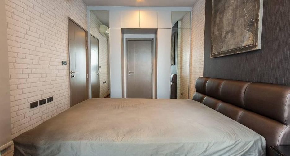 For rent 1 bed condo in Watthana, Bangkok