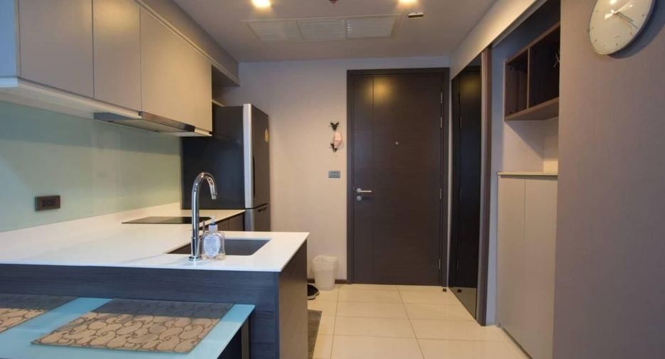 For rent 1 bed condo in Watthana, Bangkok