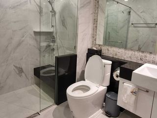 Wohnung zur Miete mit 1 Zimmer in Khlong San, Bangkok