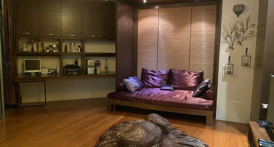 Condo en venta de 3 habitaciones en Sathon, Bangkok