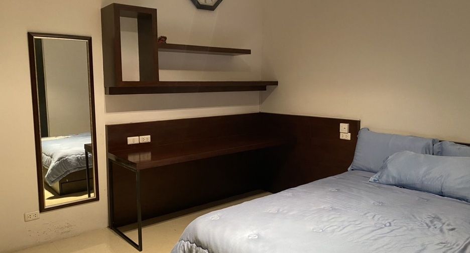 Condo en venta de 3 habitaciones en Sathon, Bangkok