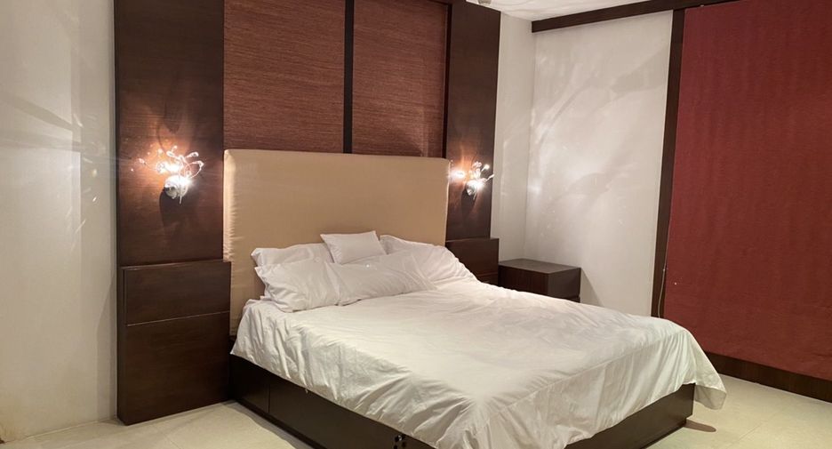Condo en venta de 3 habitaciones en Sathon, Bangkok