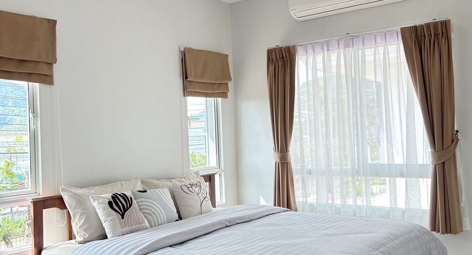 For rent 3 bedrooms house in Mueang Phuket, Phuket