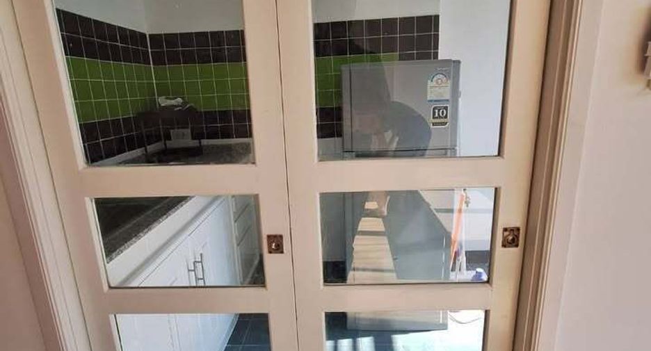 For rent studio condo in Sathon, Bangkok