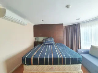 À louer 2 chambres condo à Watthana, Bangkok