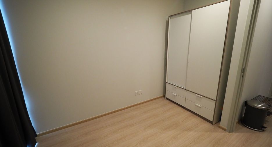 Продажа 2 спальни кондо в Хуаи Кхщанг, Бангкок