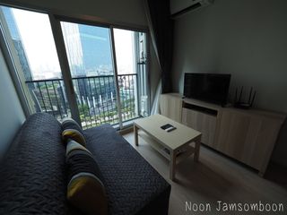 Condo en venta de 2 habitaciones en Huai Khwang, Bangkok