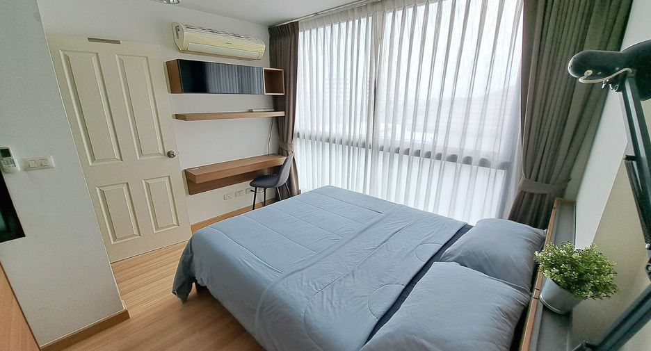 For sale 1 bed condo in Phra Khanong, Bangkok