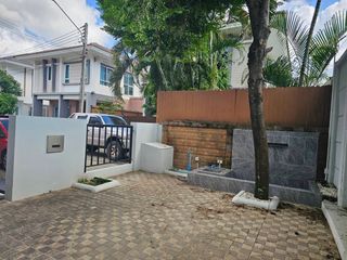 À louer 3 chambres maison à Mueang Phuket, Phuket