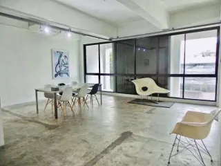 For sale and for rent office in Huai Khwang, Bangkok