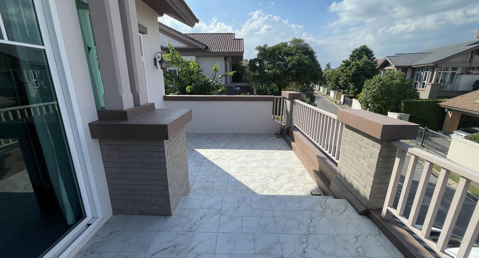 For rent 4 bedrooms house in Bang Phli, Samut Prakan