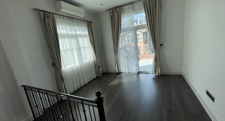 For rent 4 bedrooms house in Bang Phli, Samut Prakan