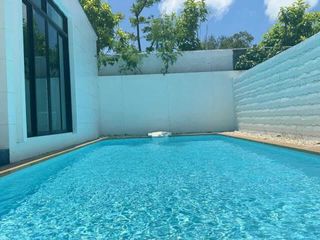 Casa en alquiler de 3 habitaciones en Mueang Phuket, Phuket