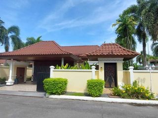Villa en venta de 2 habitaciones en Thalang, Phuket