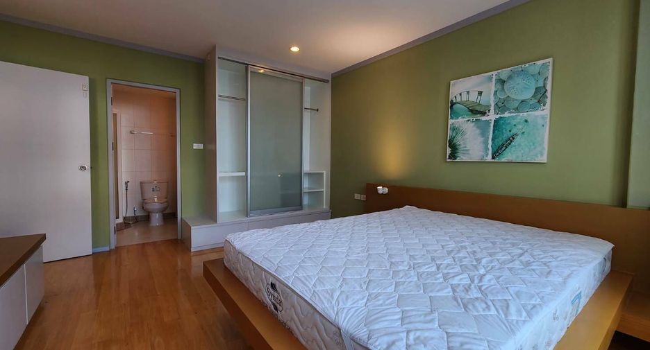 For sale and for rent 2 bedrooms condo in Watthana, Bangkok
