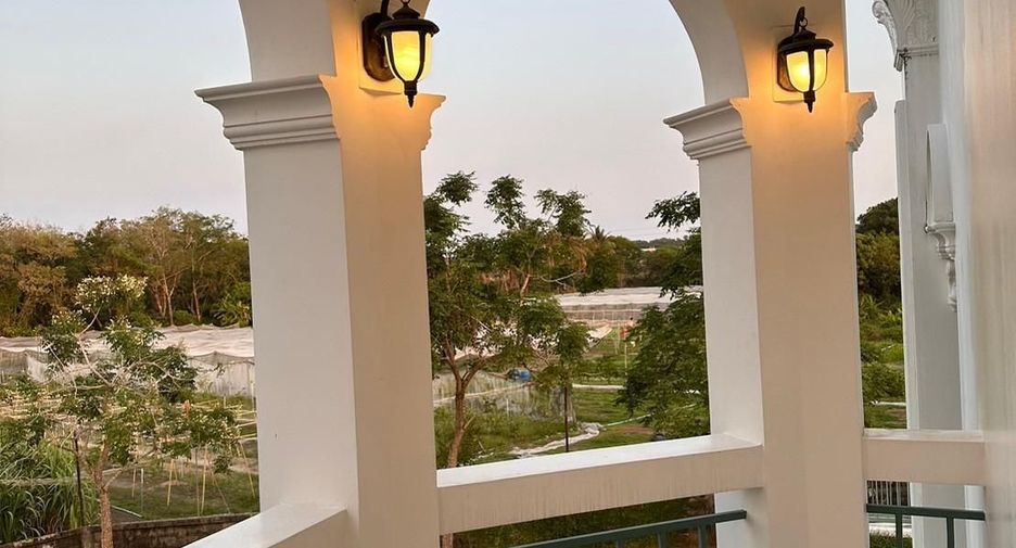For rent 3 bedrooms house in Mueang Phuket, Phuket