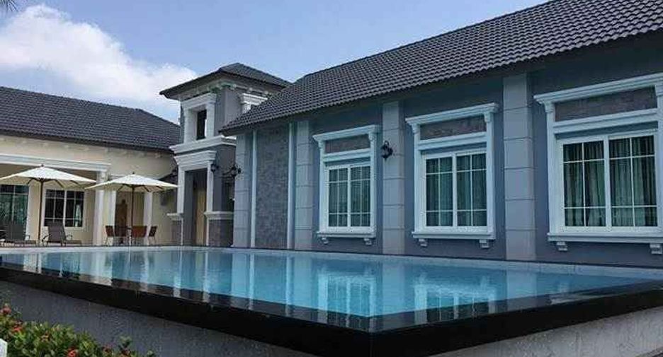 Casa en alquiler de 3 habitaciones en Chom Thong, Bangkok