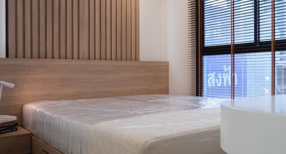 For sale 1 bed condo in Khlong Toei, Bangkok