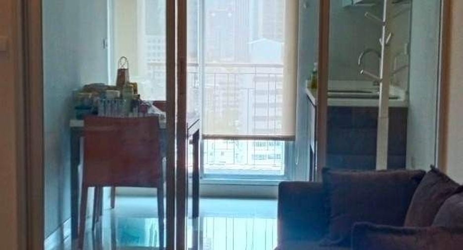 À vendre 1 chambre condo à Sathon, Bangkok