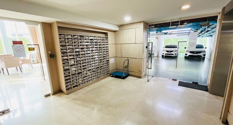 For sale 1 bed condo in Bang Na, Bangkok