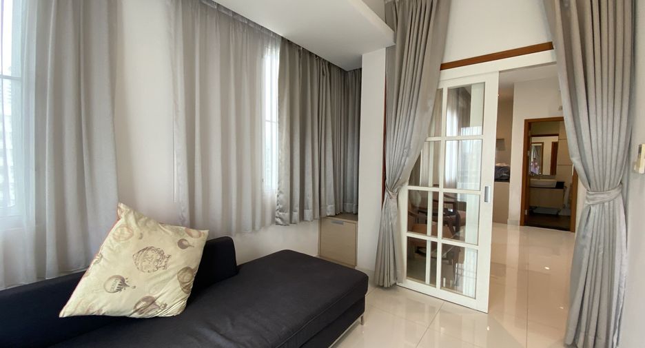 For rent 1 bed condo in Watthana, Bangkok