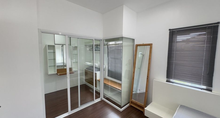 Haus zur Miete mit 3 Zimmer in Mueang Phuket, Phuket