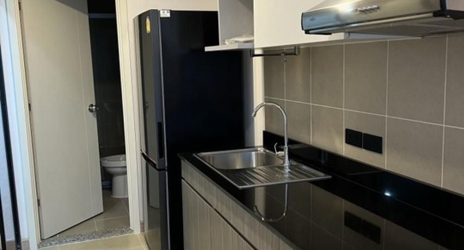Condo en venta y en alquiler de 2 habitaciones en Bangkok Noi, Bangkok